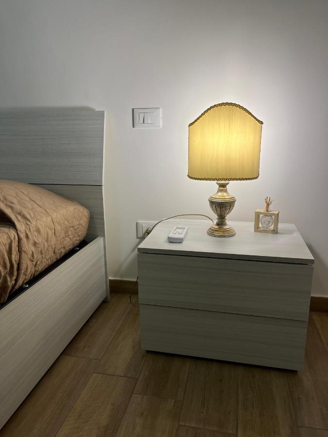 Bed&Breakfast Del Viaggiatore Fondi Dış mekan fotoğraf