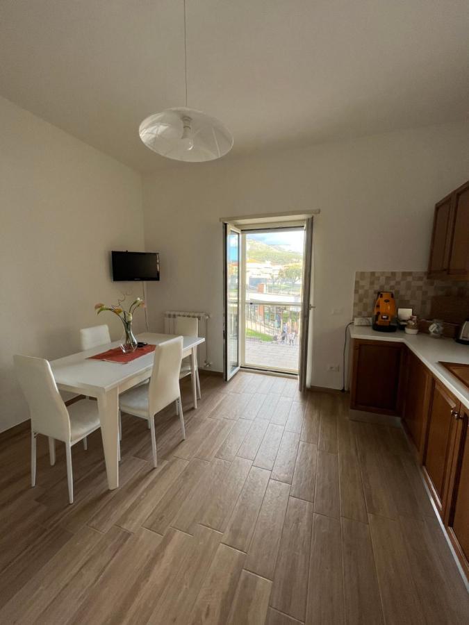 Bed&Breakfast Del Viaggiatore Fondi Dış mekan fotoğraf